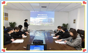 居然之家漢口店展禮儀風(fēng)采&middot;揚(yáng)成功風(fēng)帆禮儀規(guī)范培訓(xùn)